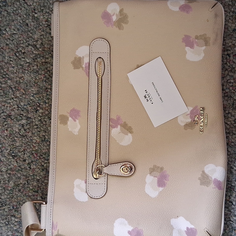 Coach Crossbody Bag in Champagne Floral Design